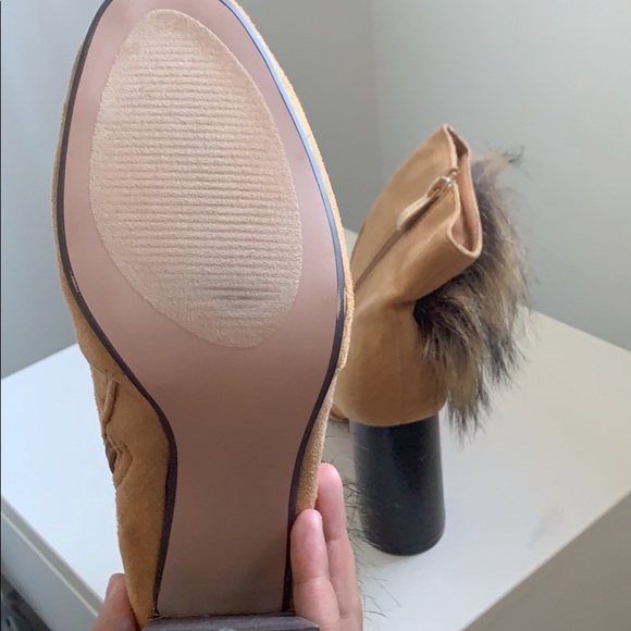 Boots - Picture 3 of 3